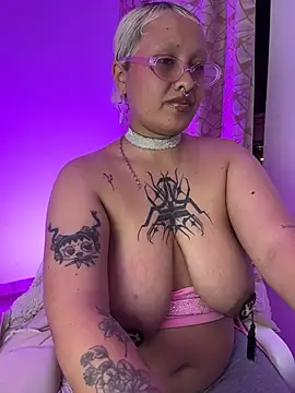 pinkbaddie777 live sex cam