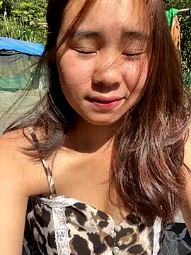 Yanmei_19 live sex cam