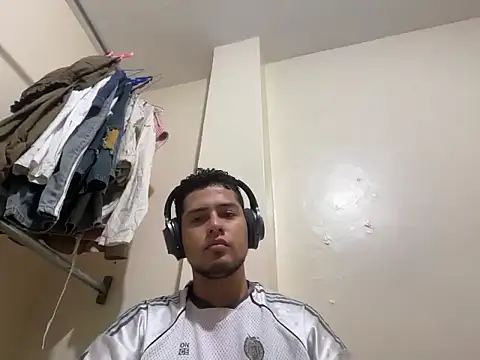 Malandralle live sex cam