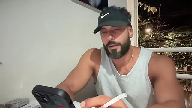 romeolovedark live sex cam