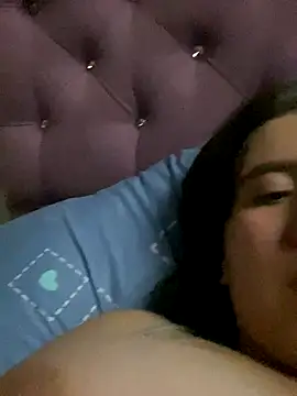 Scarlett_Noire_outdoors live sex cam