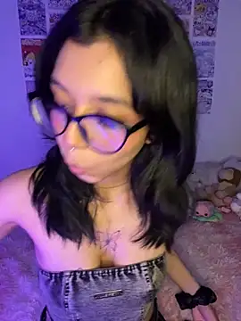 Valen-Foxx1 live sex cam