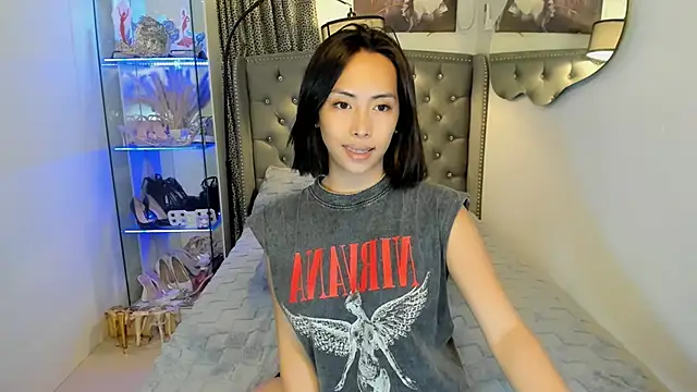 reighnempress live sex cam