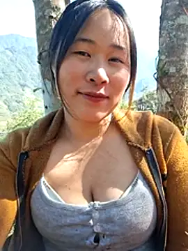 ALIENHR38 live sex cam