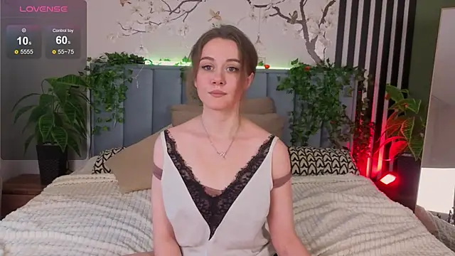 SkyHelen live sex cam