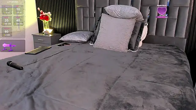 Miahsens live sex cam