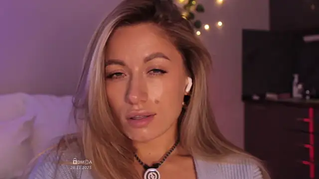 Blondie_Bunny live sex cam