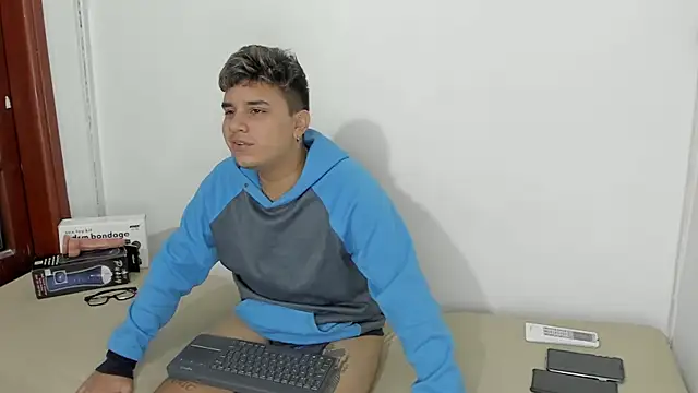 DevilWisp live sex cam