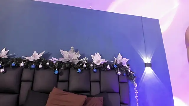 MikaelSlow live sex cam