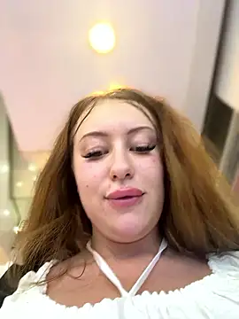 AndreaMood live sex cam