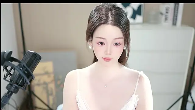 abbyli12 live sex cam