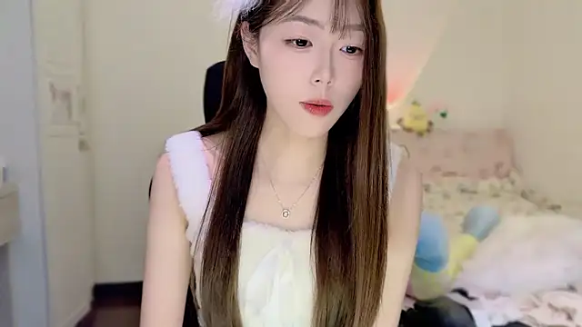 Onecutelittle live sex cam