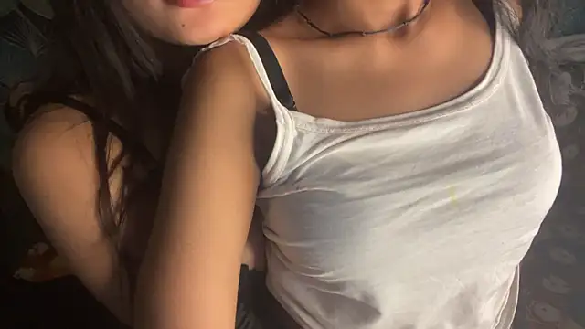 shuhana_ live sex cam