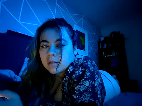 Reynpau19 live sex cam