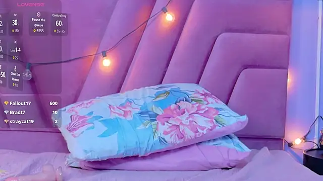 kinkylittlegirll live sex cam