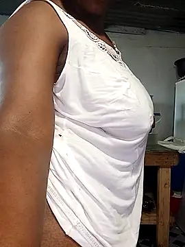 curvyloneah75 live sex cam