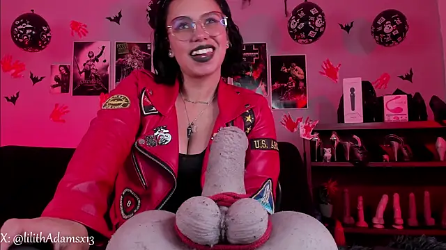 lilith-deveraux live sex cam