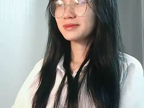 Nunaa18 live sex cam