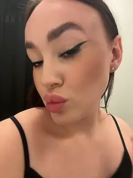 KiraSunshine live sex cam