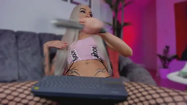 Taylor__foxxx live sex cam