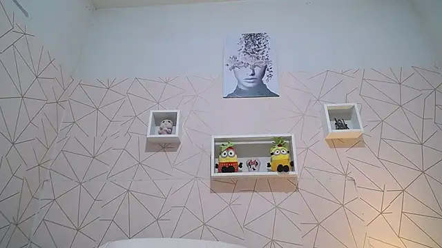 Irresistible24 live sex cam