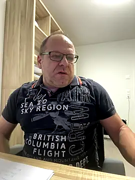 coupleLatinaLovers live sex cam