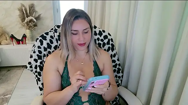 Annyfit4you live sex cam