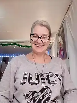 irinamaux live sex cam