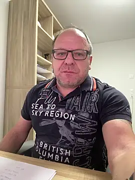 coupleLatinaLovers live sex cam