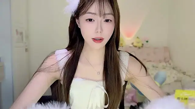 Onecutelittle live sex cam