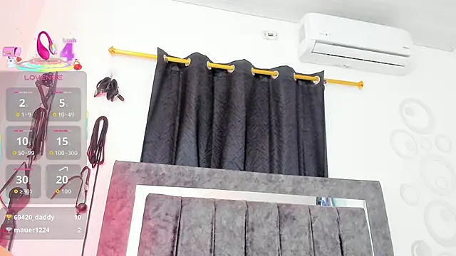 Nicol_TransGirl live sex cam