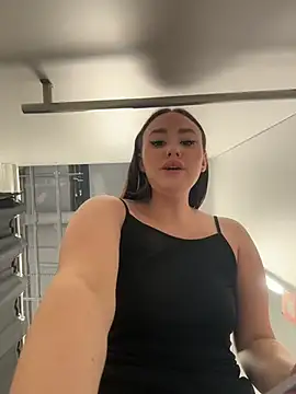 KiraSunshine live sex cam