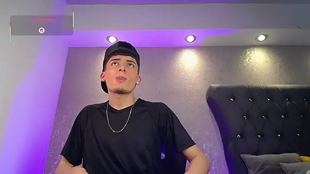 MateoMitchell live sex cam