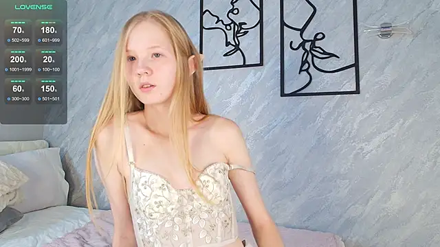 LiandraNelson live sex cam