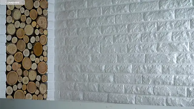 LowOncoming live sex cam