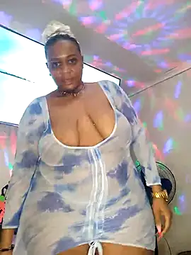CocoBootyyy live sex cam