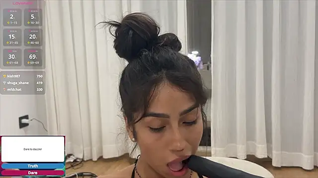 julia_mendes live sex cam