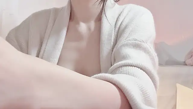 AngleZii live sex cam