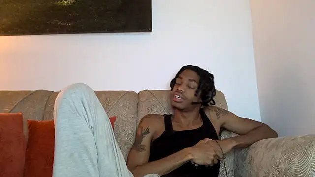 BlackBullTitus live sex cam