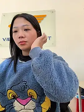 Thaocutee live sex cam