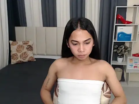 TsHardcockYuki live sex cam