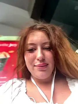 AndreaMood live sex cam