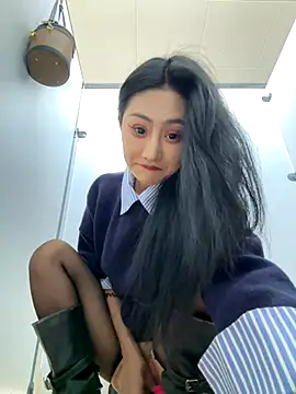 so-linger live sex cam