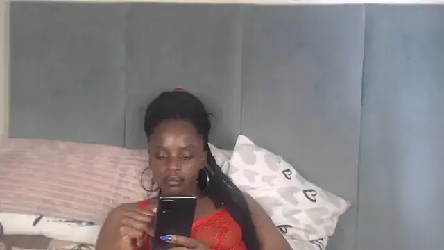 Jah-Queen live sex cam