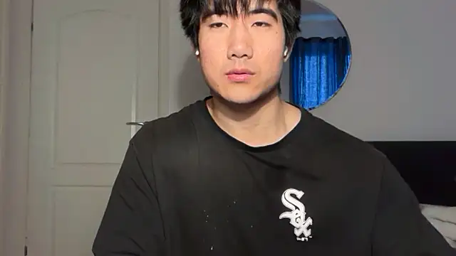 jungcock3210 live sex cam