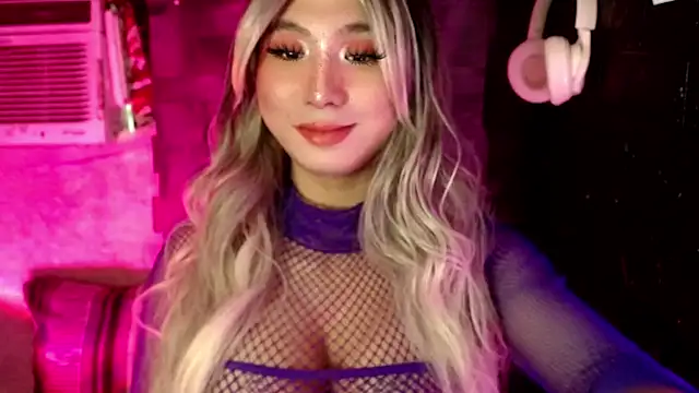 HoresCOCKLUCY live sex cam