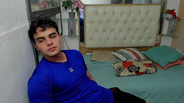 heiker_ live sex cam