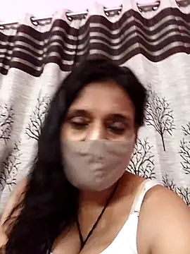 Gullapi live sex cam