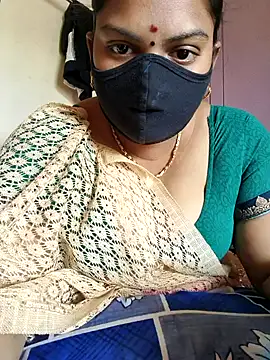Paru_Tamil_Ponnu live sex cam