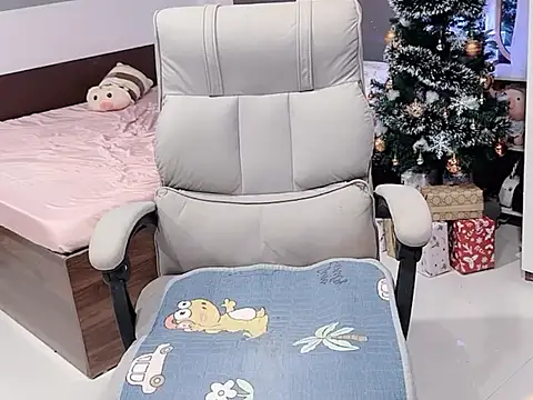 Eva-Public live sex cam